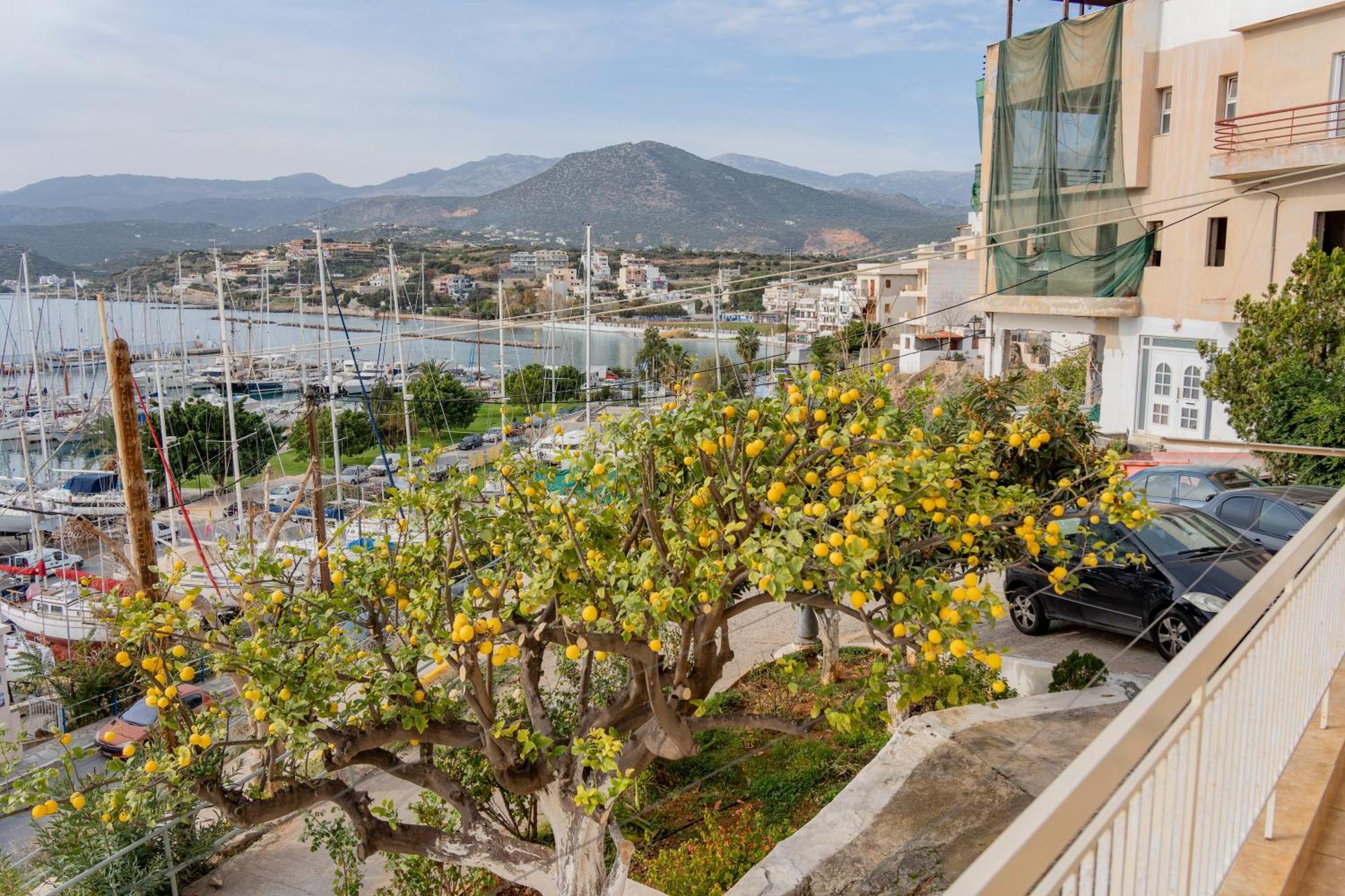 Jelena Apartments By The Sea Agios Nikolaos  Bagian luar foto